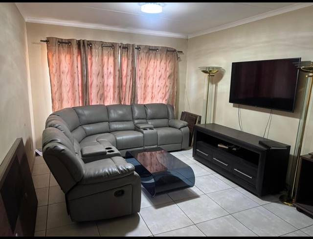 7 BEDROOM HOUSE FOR SALE IN TERENURE